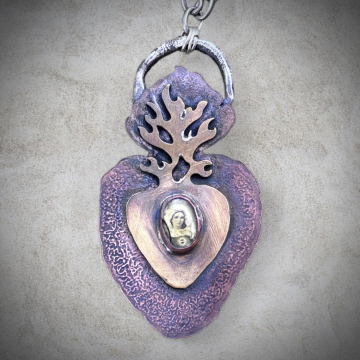 Sacred Heart Amulet